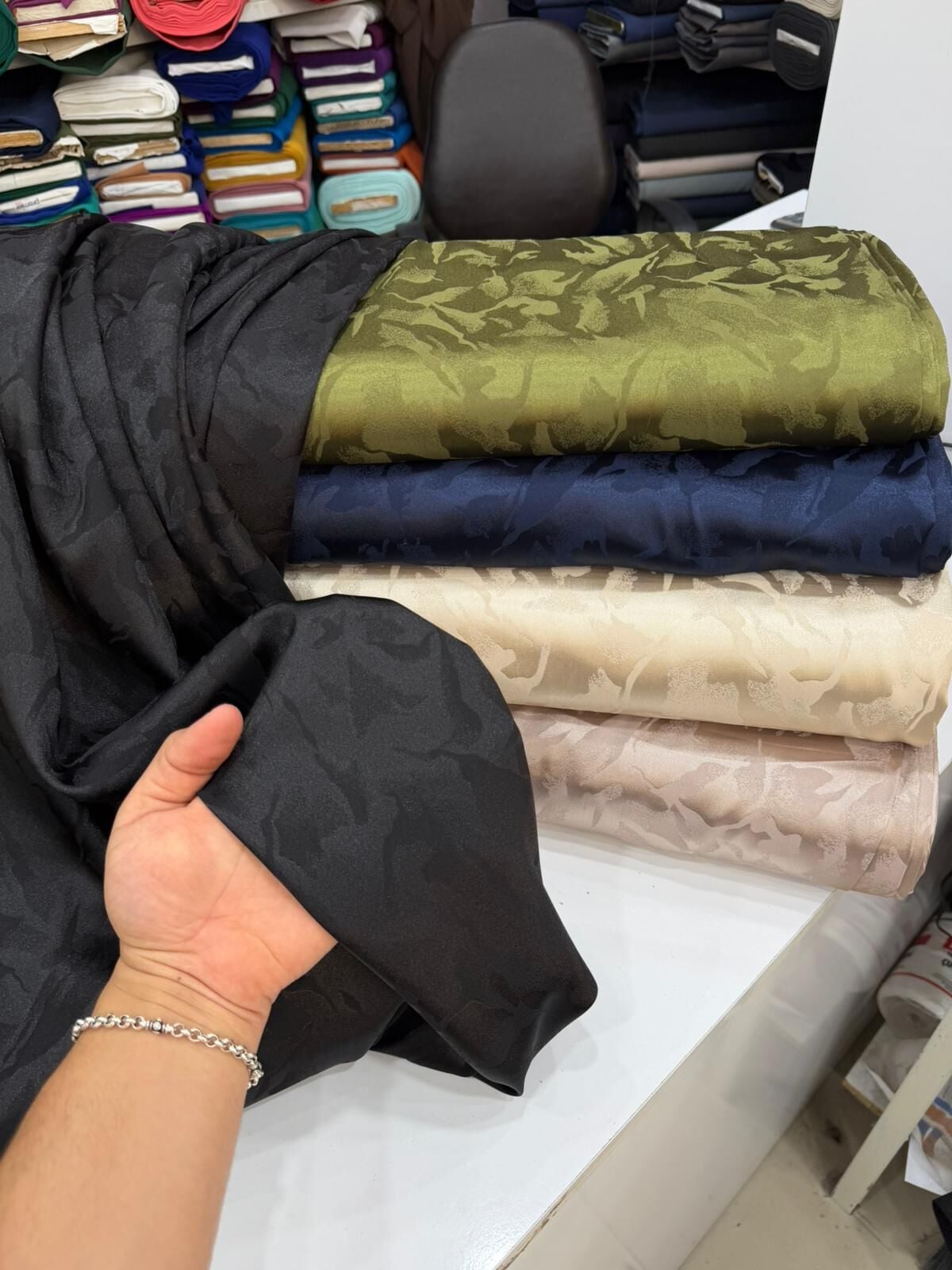 Twill İpek